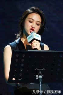 露胸的表情包 第3张 露胸的表情包 第3张